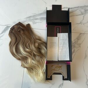 Bellami balayage extensions 20”